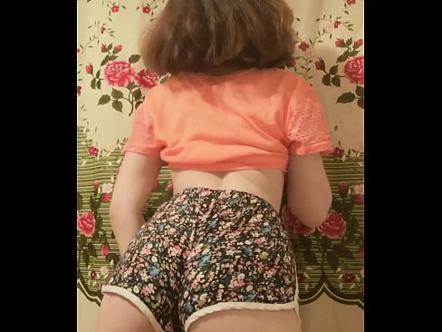 ❤️ Sexy jonge babe die haar short uittrekt voor de camera ❤️ Porno at nl.ru-pp.ru ️❤
